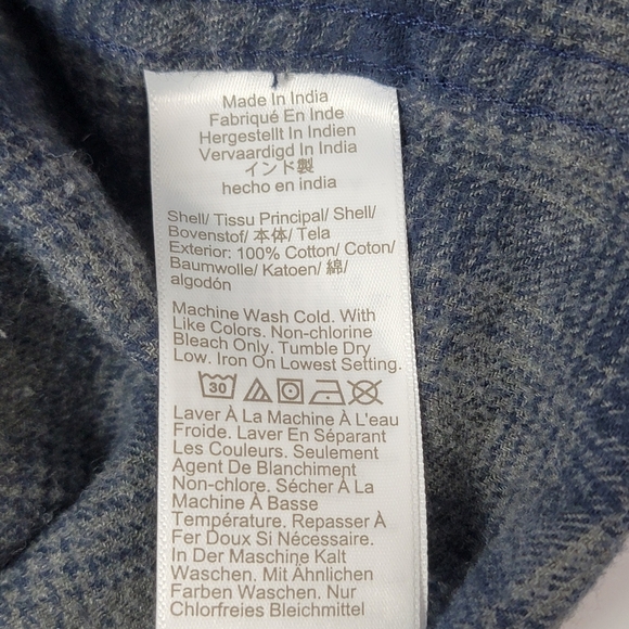 J. Crew Men's Classic Fit Navy And Gray Plaid Button Down Flannel Shirt Sz S NEW - Picture 9 of 10